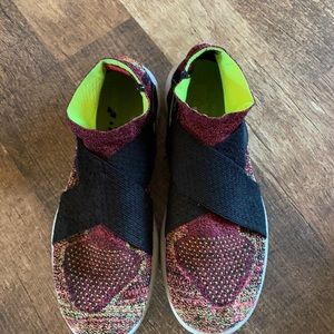 Nike women’s 9.5 shoes